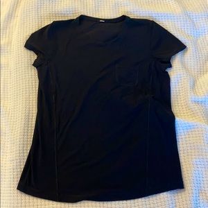 Lululemon cropped black shirt love tee sz 4